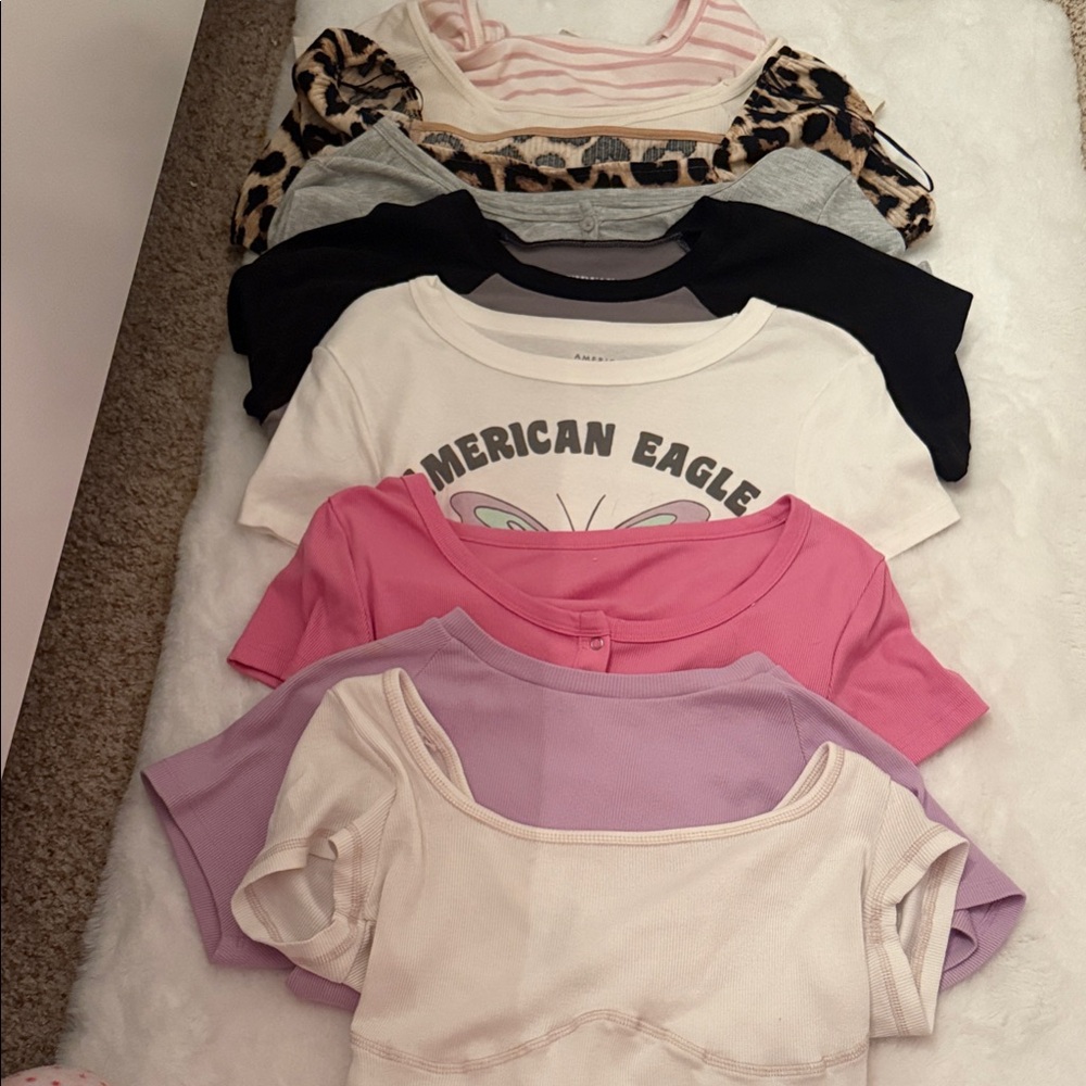 Set of 19 cute tops from American Eagle, Altard State, Hot Topic,Hollister, etc.
